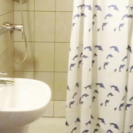 Apartment 2 Bedroom Stunning In Noertrange